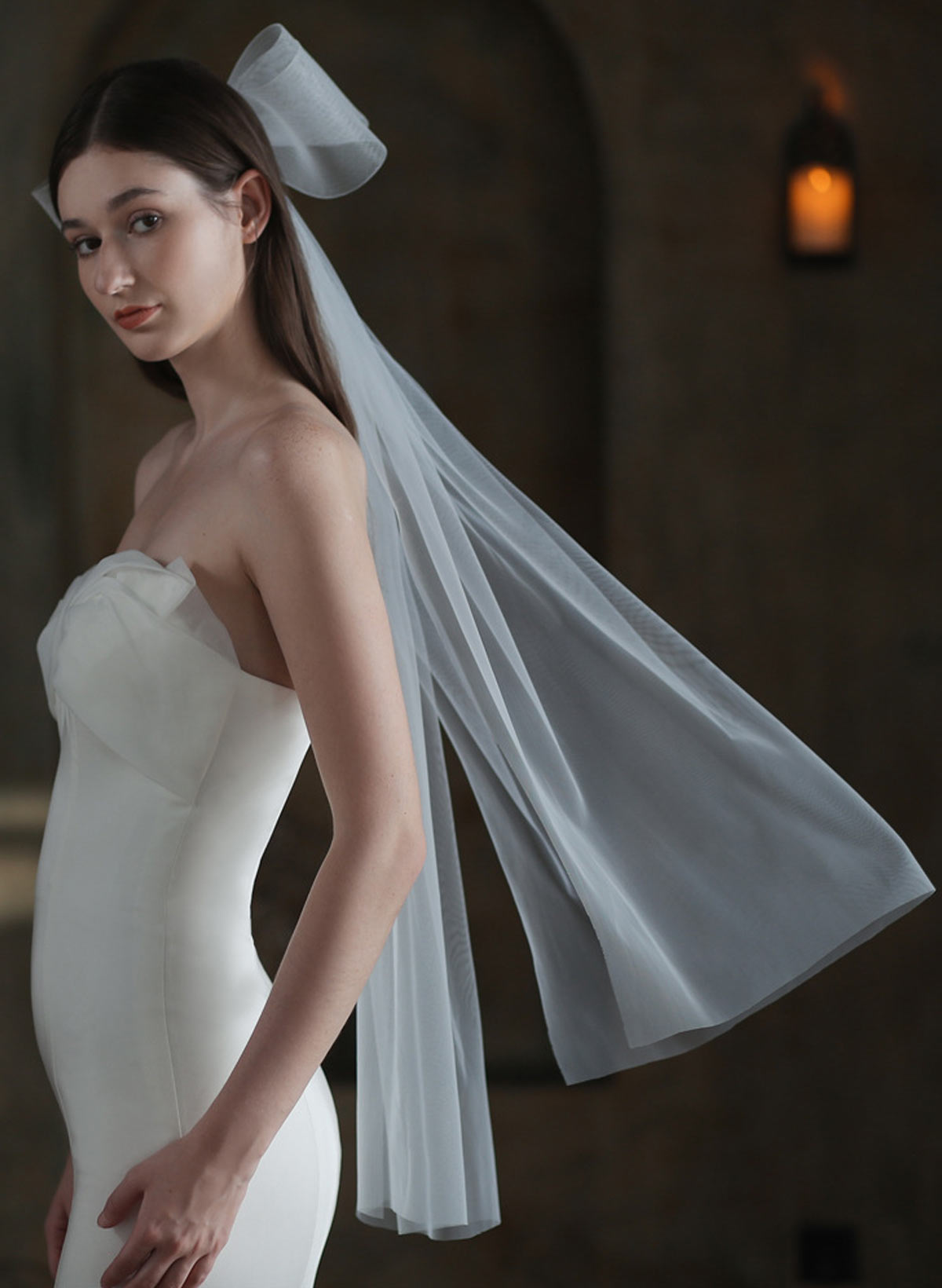 Ivory Cut Edge Fingertip Bridal Tulle Veils With Bowknot/Faux Pearl
