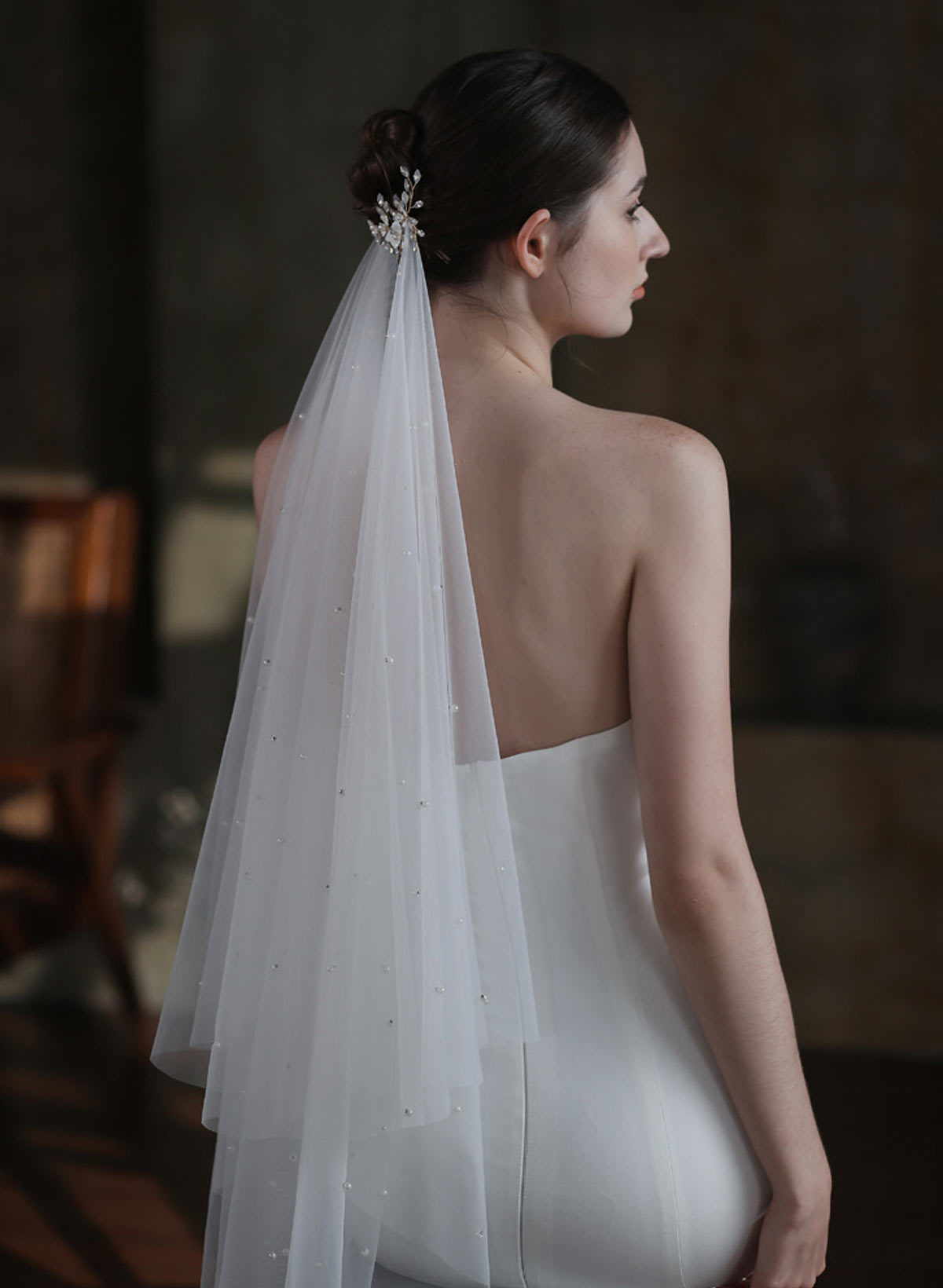 Two-Tier Tulle Rhinestones Faux Pearl Ivory Comb Fingertip Bridal Veils