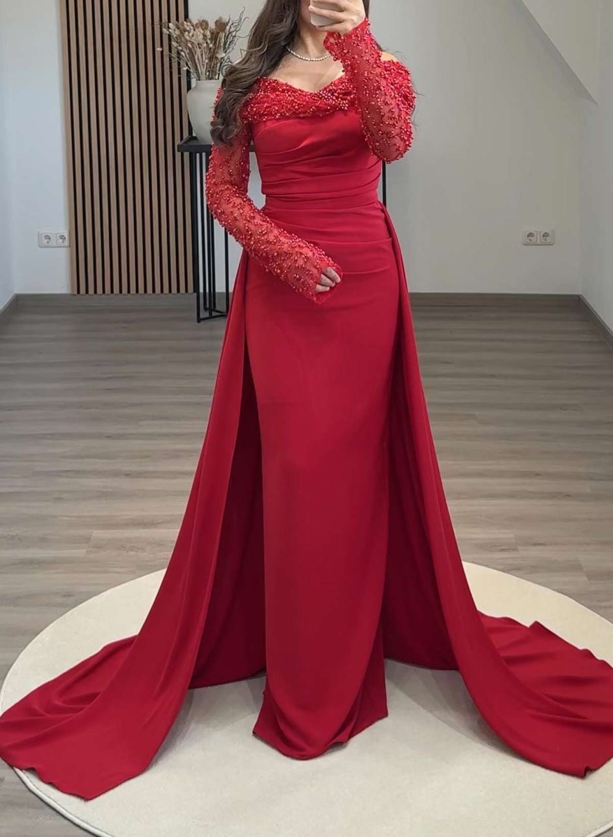 Elegant Off-The-Shoulder Lace Long Sleeves Overskirt Sweep Train Elastic Satin Evening Dresses in Red, US2