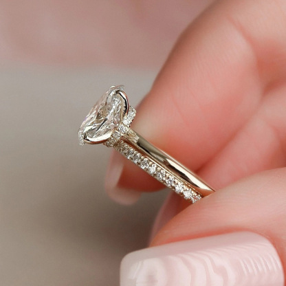 2CT Oval & Round Cut Moissanite Engagement Ring Set In Sterling Silver