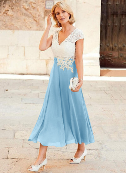 A-Line V-Neck Tea-Length Chiffon Mother Of The Bride Dresses With Appliques Lace