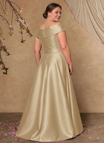 Elegant Off-The-Shoulder Overskirt Sweep Train Satin Mother Of The Bride Dresses With Lace