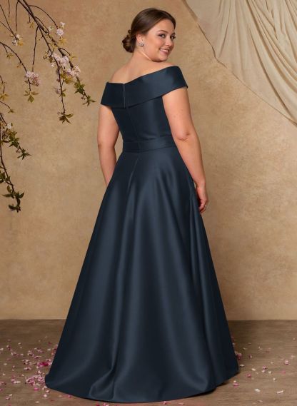 Elegant Off-The-Shoulder Overskirt Sweep Train Satin Mother Of The Bride Dresses With Lace
