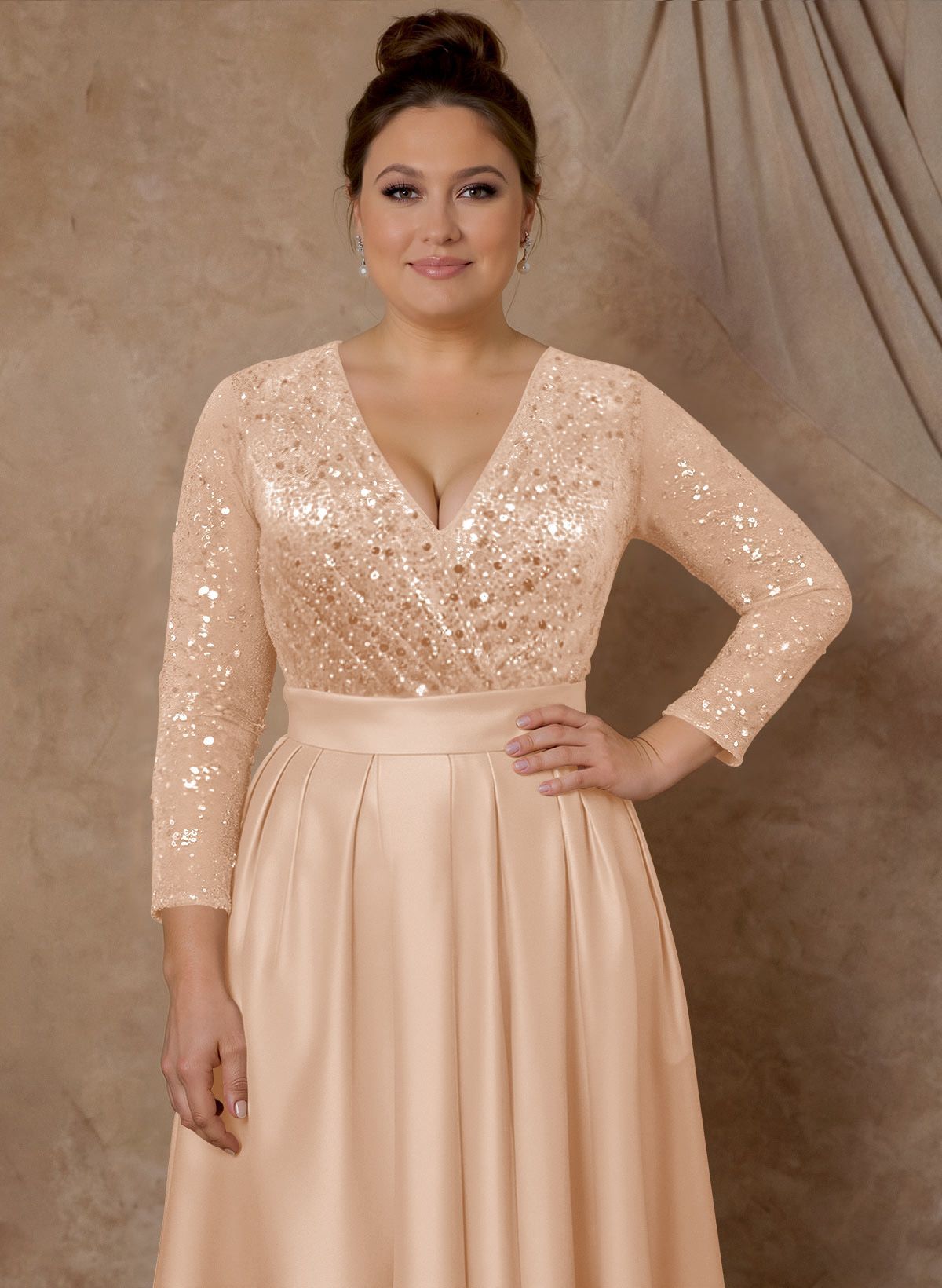 A-Line V-Neck Long Sleeves Satin/Sequined Mother Of The Bride Dresses With Pleated