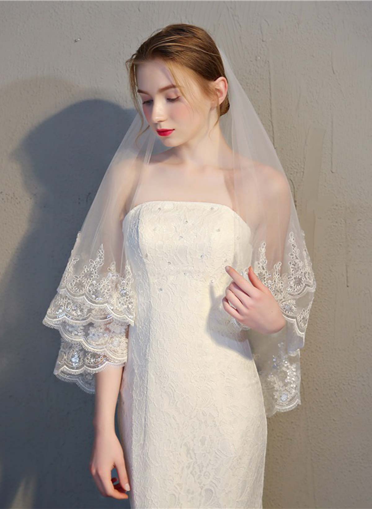 Lace Applique Edge Floral Two-Tier Tulle/Lace Elbow Bridal Veils