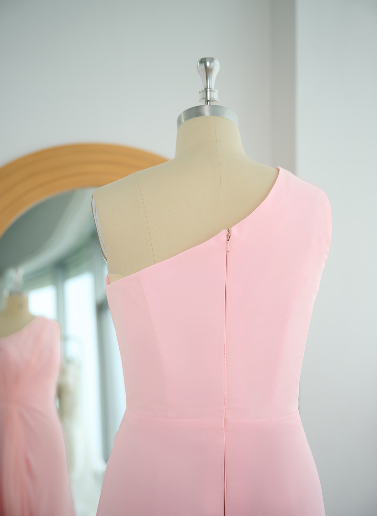 Modest One-Shoulder Sleeveless Chiffon Bridesmaid Dresses With Twisted Knot, product image 94