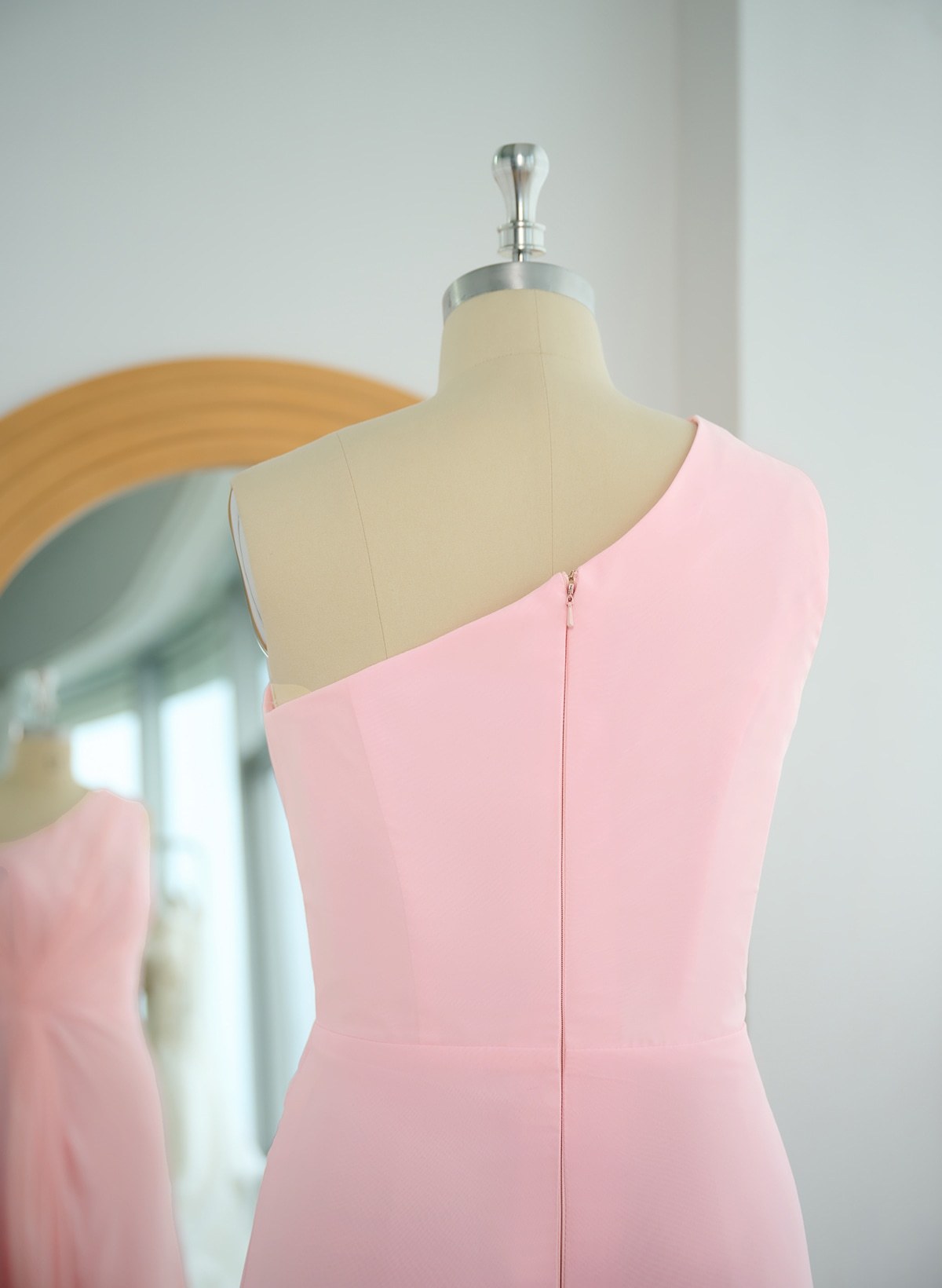 Modest One-Shoulder Sleeveless Chiffon Bridesmaid Dresses With Twisted Knot, product image 94