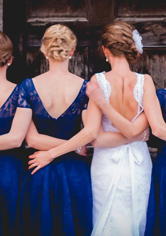 A-line Bateau Short Sleeve Knee-Length Lace Bridesmaid Dress