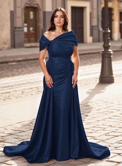 Trumpet/Mermaid Off-The-Shoulder Court Train Satin Mother Of The Bride Dresses With Overskirt Dress, product image 5