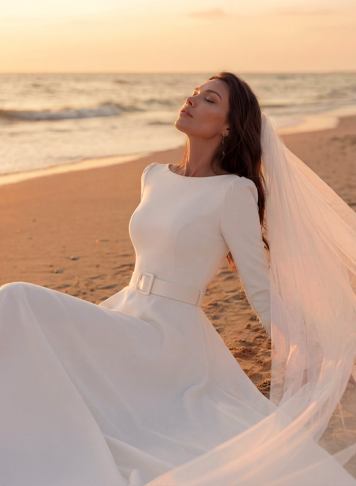 Elegant Simple Long Sleeves Satin Wedding Dresses With A-Line, product image 4