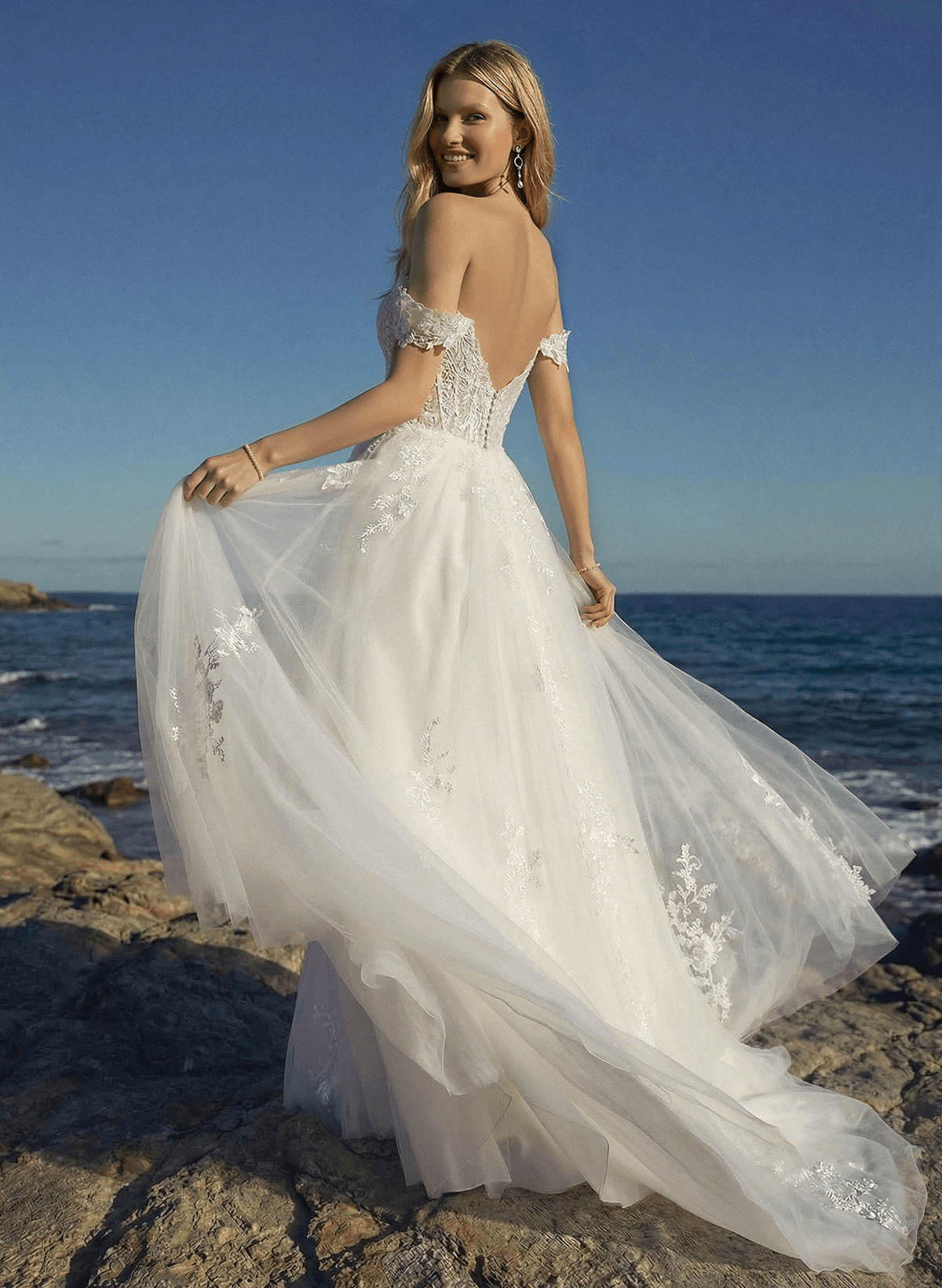 Plus Size A-Line Off-The-Shoulder Sweep Train Tulle Wedding Dresses With Lace, product image 2