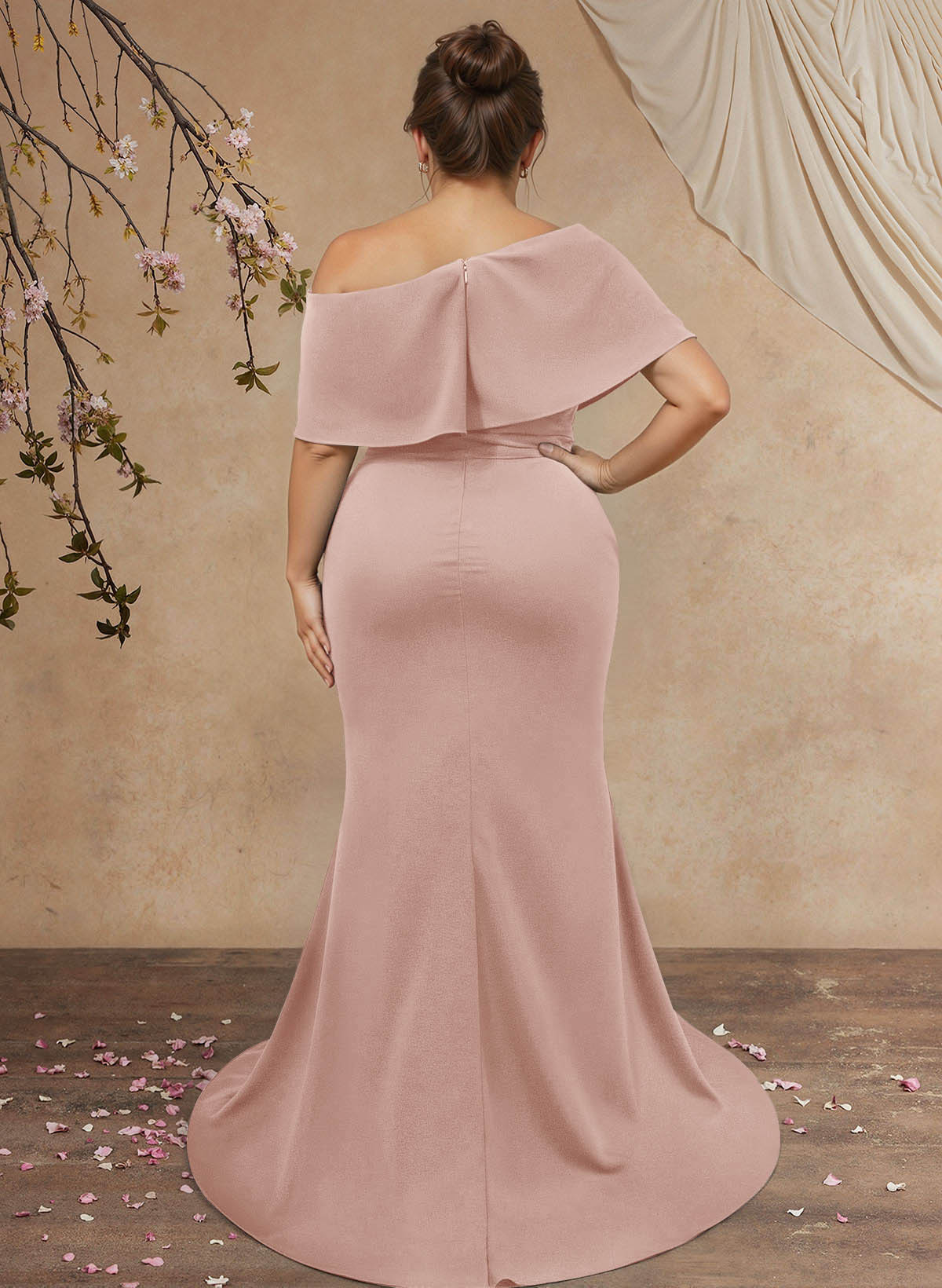 Trumpet/Mermaid Asymmetrical Neck Elastic Satin Mother Of The Bride Dresses