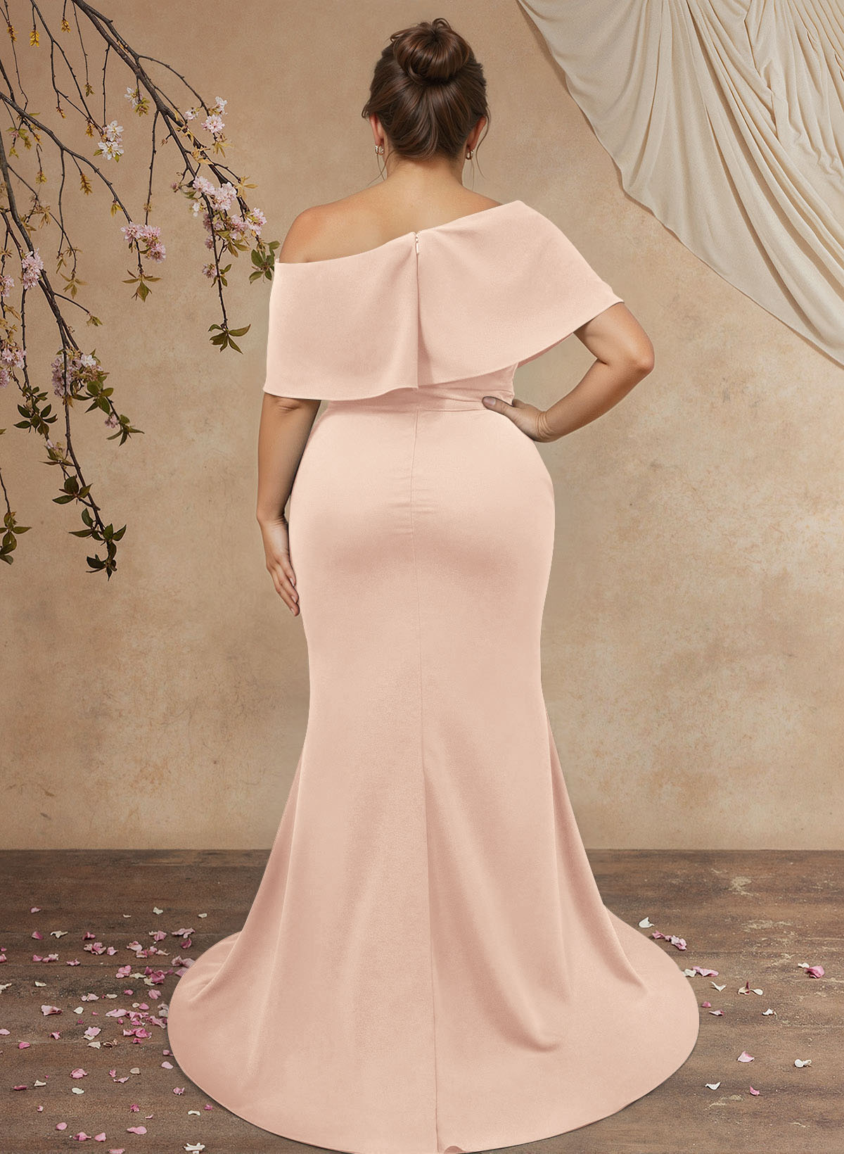 Trumpet/Mermaid Asymmetrical Neck Elastic Satin Mother Of The Bride Dresses