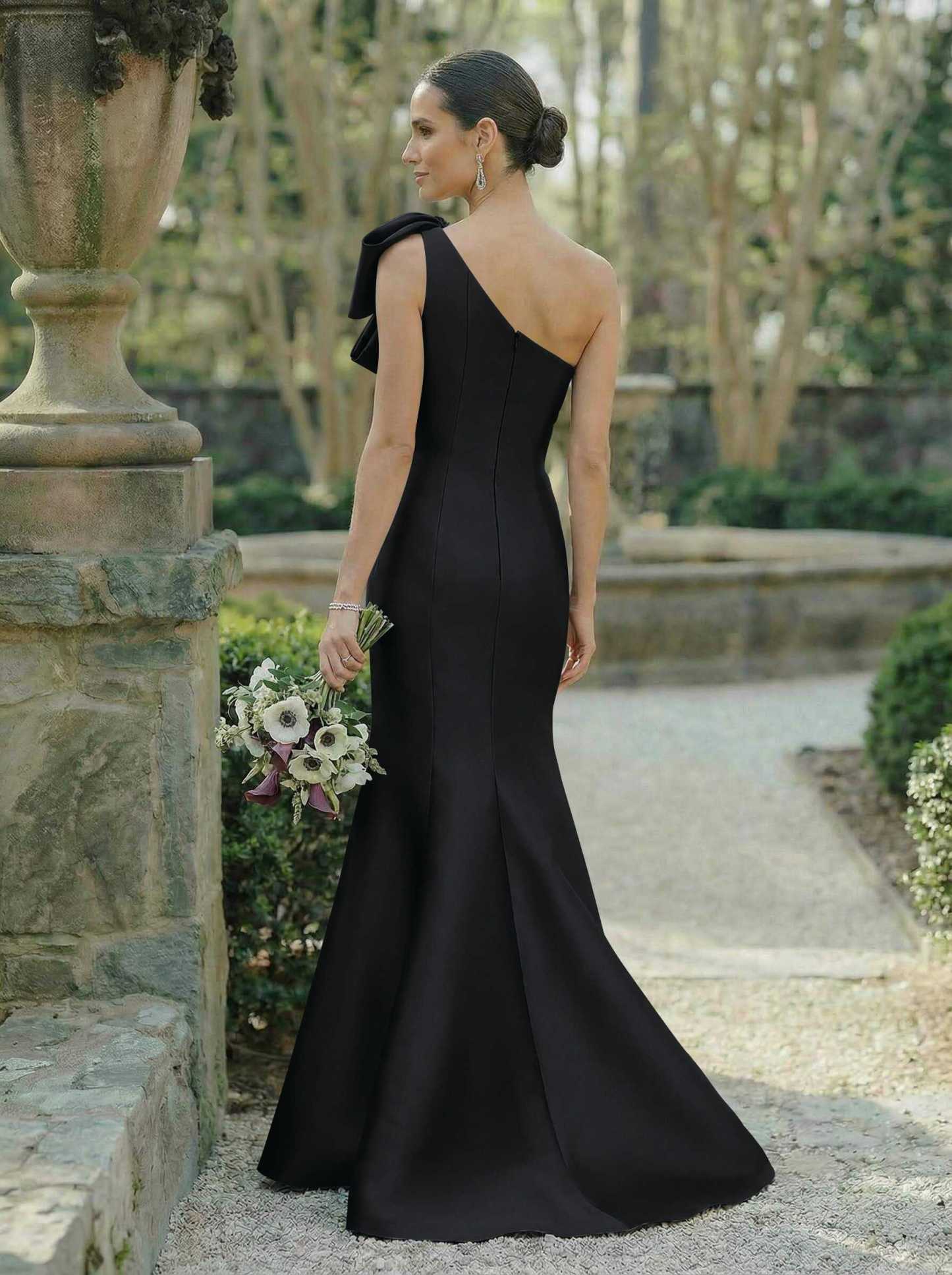 Trumpet/Mermaid One-Shoulder Sleeveless Satin Bridesmaid Dresses With Bow(s), product image 4
