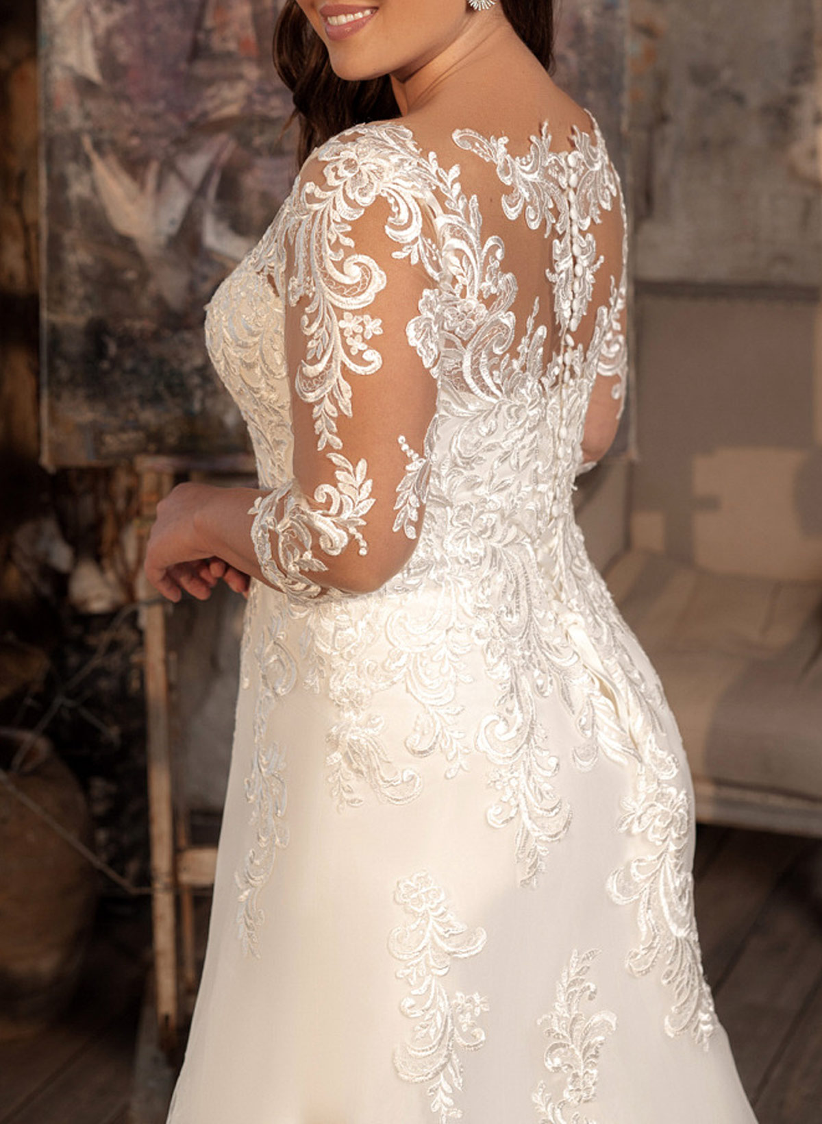 Plus Size V-Neck 3/4 Sleeves Sweep Train Lace Wedding Dresses, product image 3