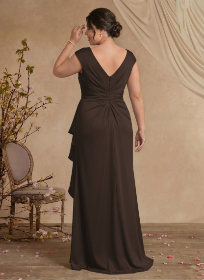 Sheath/Column Scoop Neck Sweep Train Crepe Satin Mother Of The Bride Dresses