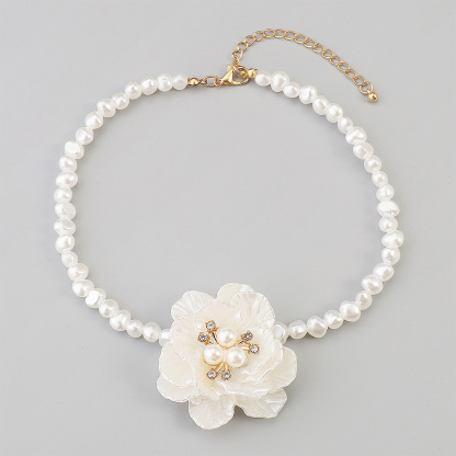 Vintage Camellia Pearl Necklace