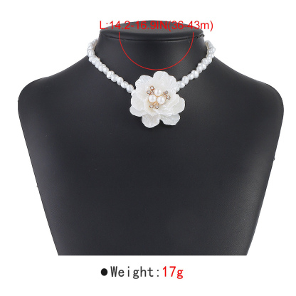 Vintage Camellia Pearl Necklace