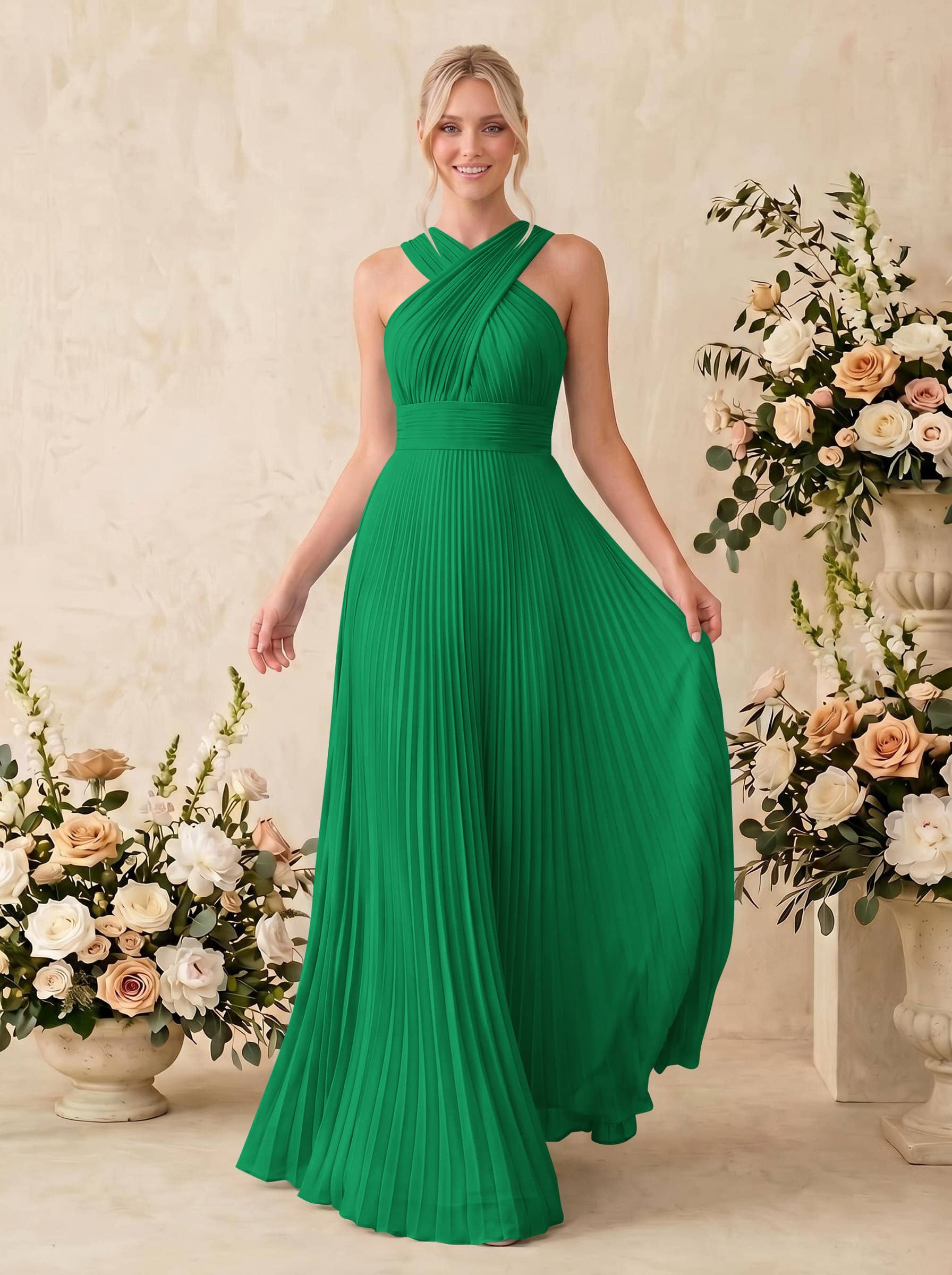 Minimalistic A-Line Halter Sleeveless Chiffon Bridesmaid Dresses With Bare Back