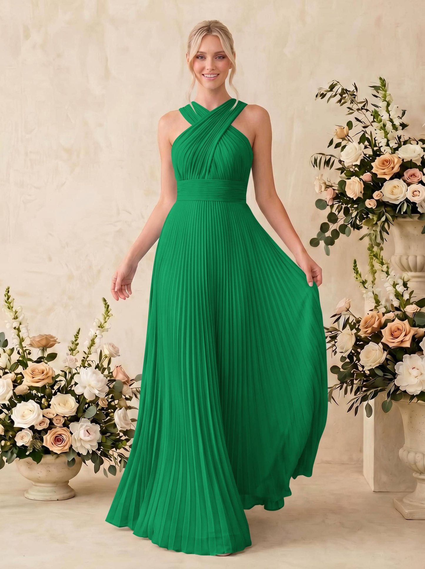 Minimalistic A-Line Halter Sleeveless Chiffon Bridesmaid Dresses With Bare Back