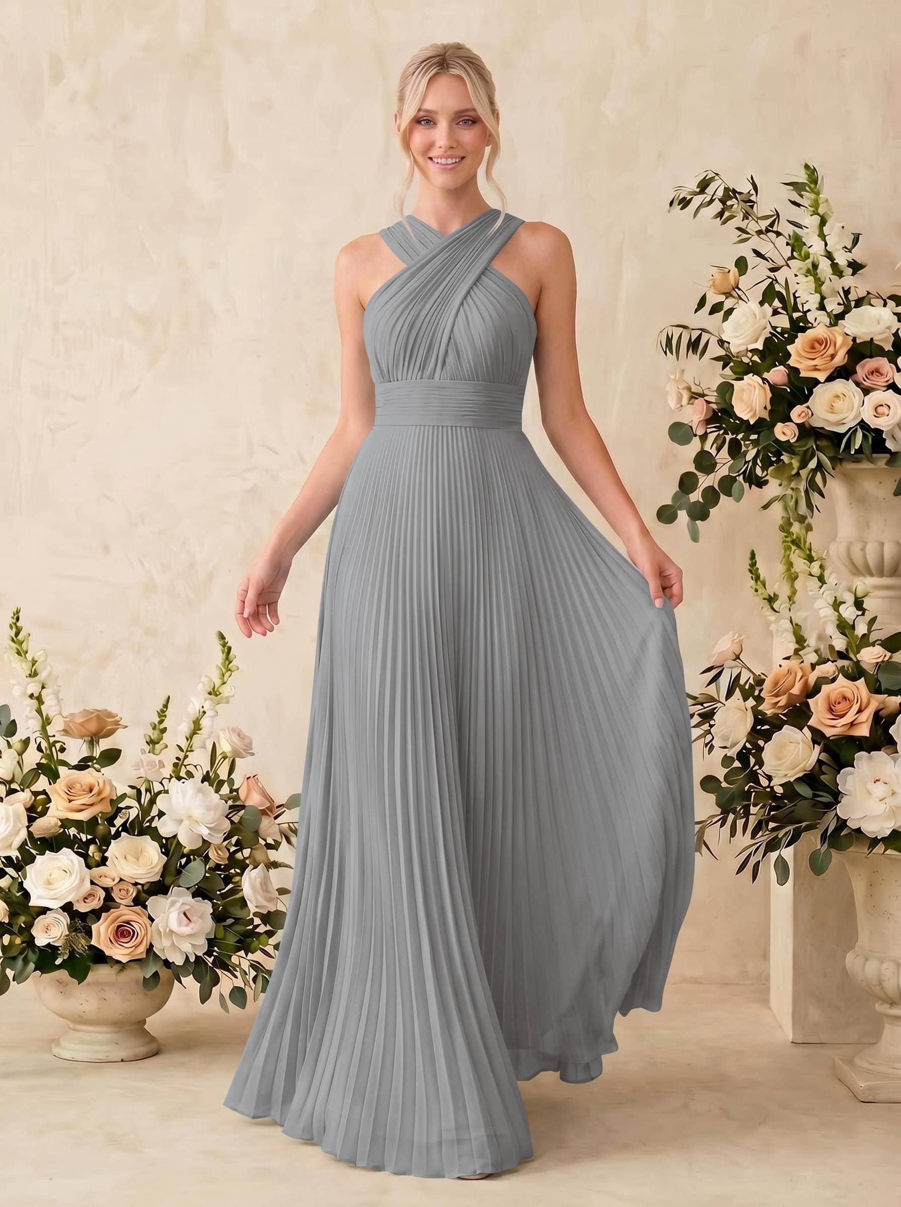 Minimalistic A-Line Halter Sleeveless Chiffon Bridesmaid Dresses With Bare Back