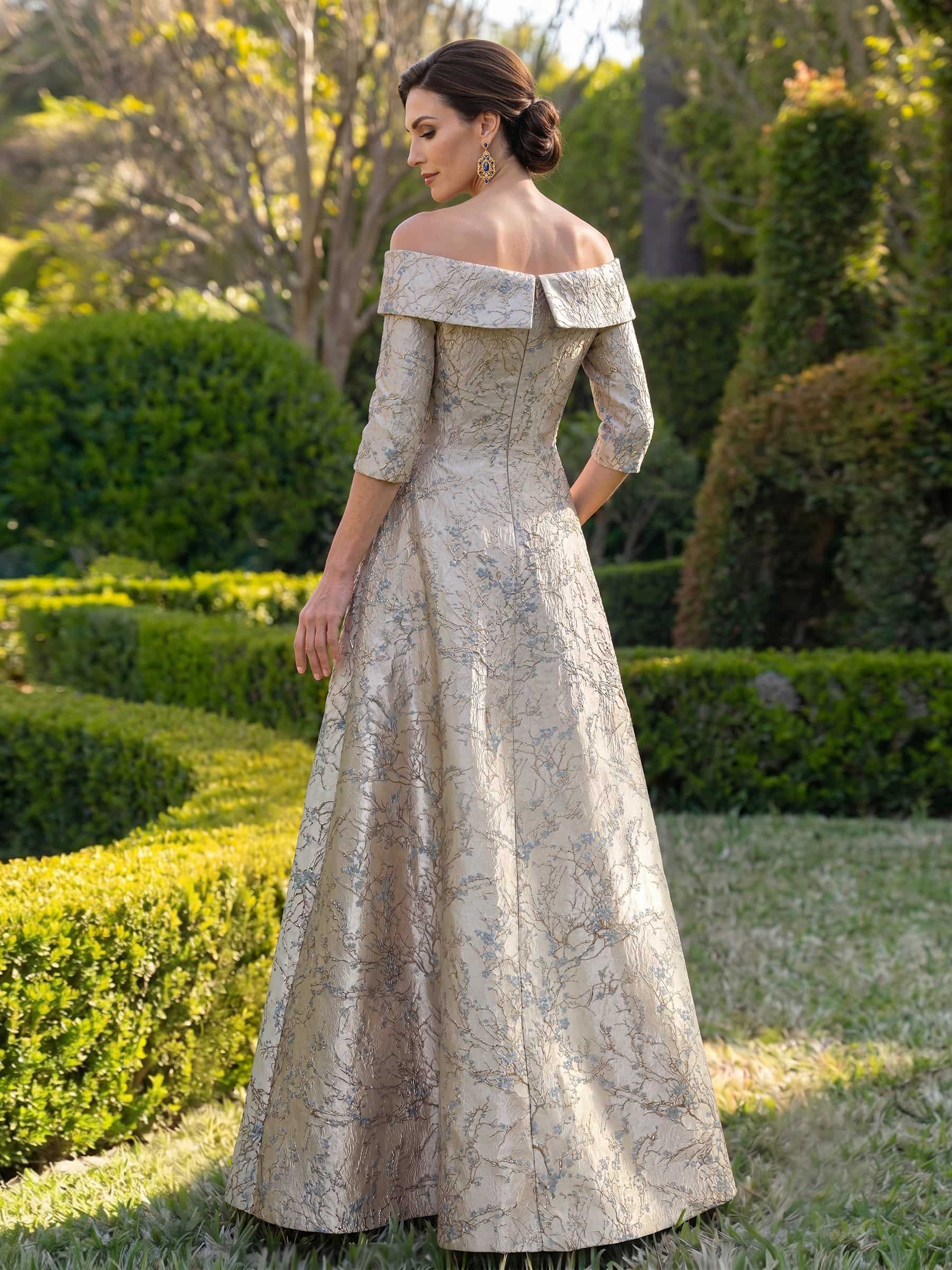 A-Line Off-The-Shoulder 3/4 Sleeves Floor-Length Jacquard Mother Of The Bride Dresses, image 3