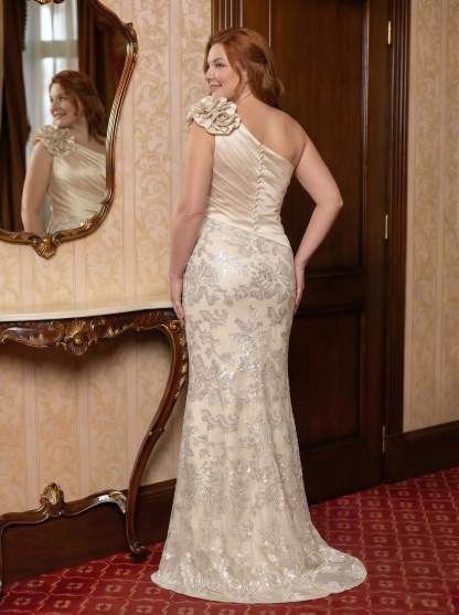Sheath/Column One-Shoulder Sweep Train Satin Mother Of The Bride Dresses With Appliques Lace