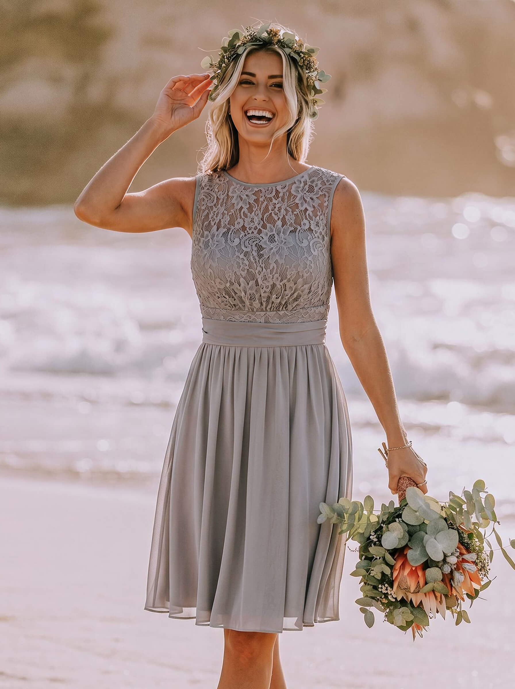 A-Line/Princess Scoop Neck Knee-Length Chiffon Bridesmaid Dresses With Lace, image 1