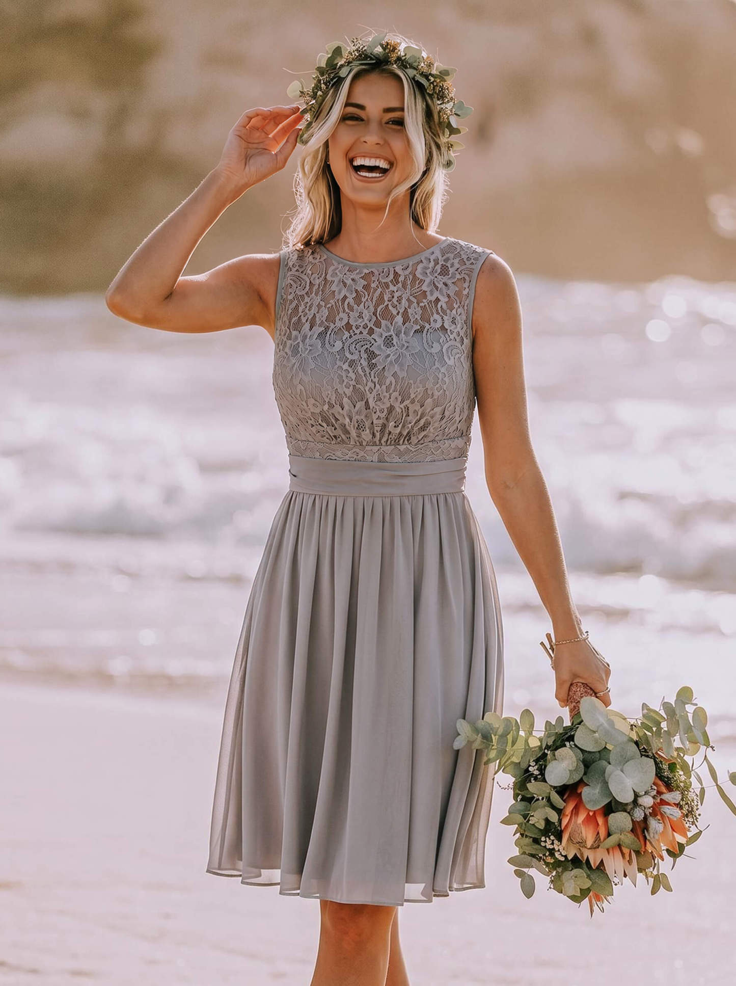 A-Line/Princess Scoop Neck Knee-Length Chiffon Bridesmaid Dresses With Lace in Silver, US2