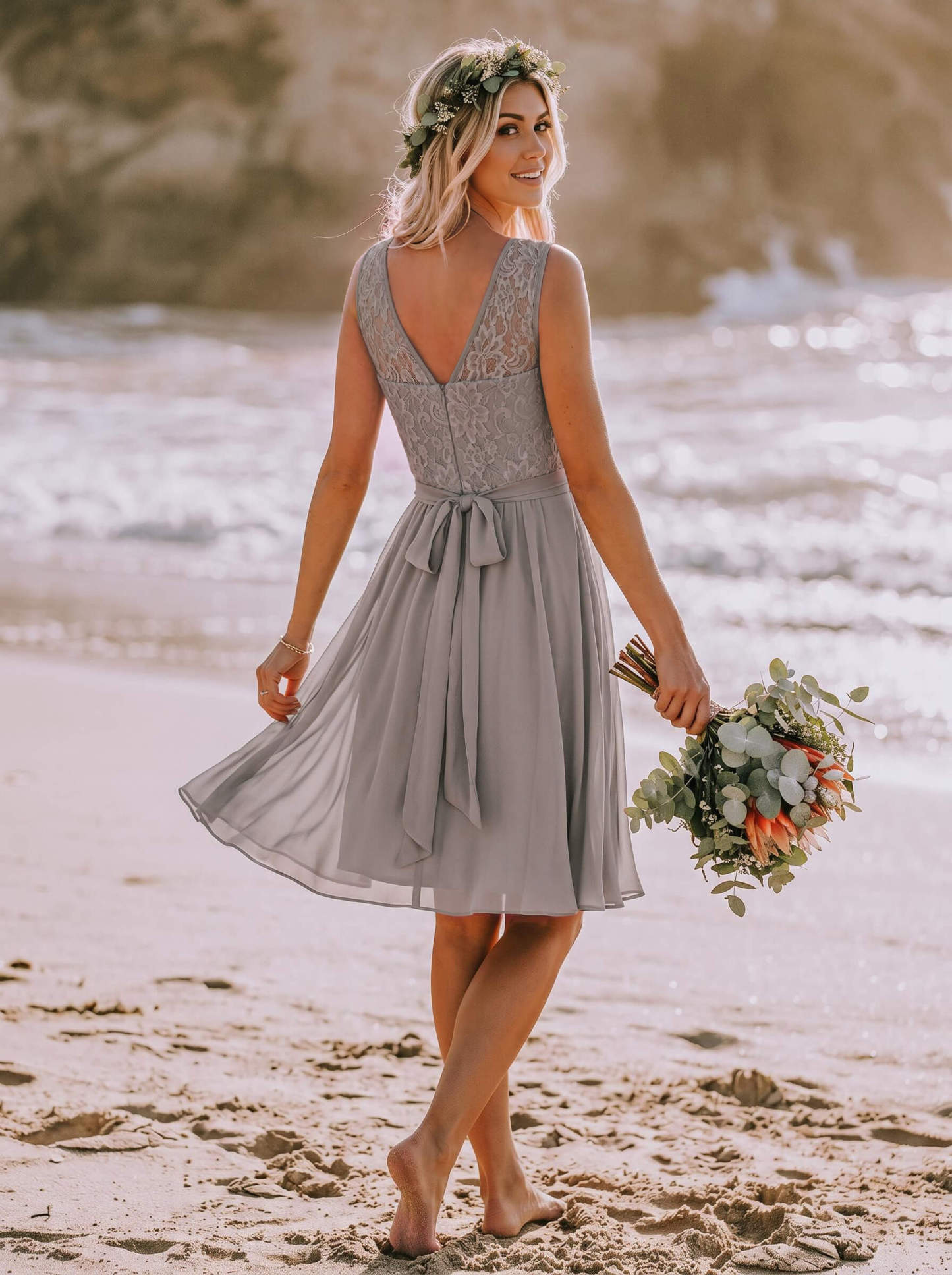 A-Line/Princess Scoop Neck Knee-Length Chiffon Bridesmaid Dresses With Lace, image 2