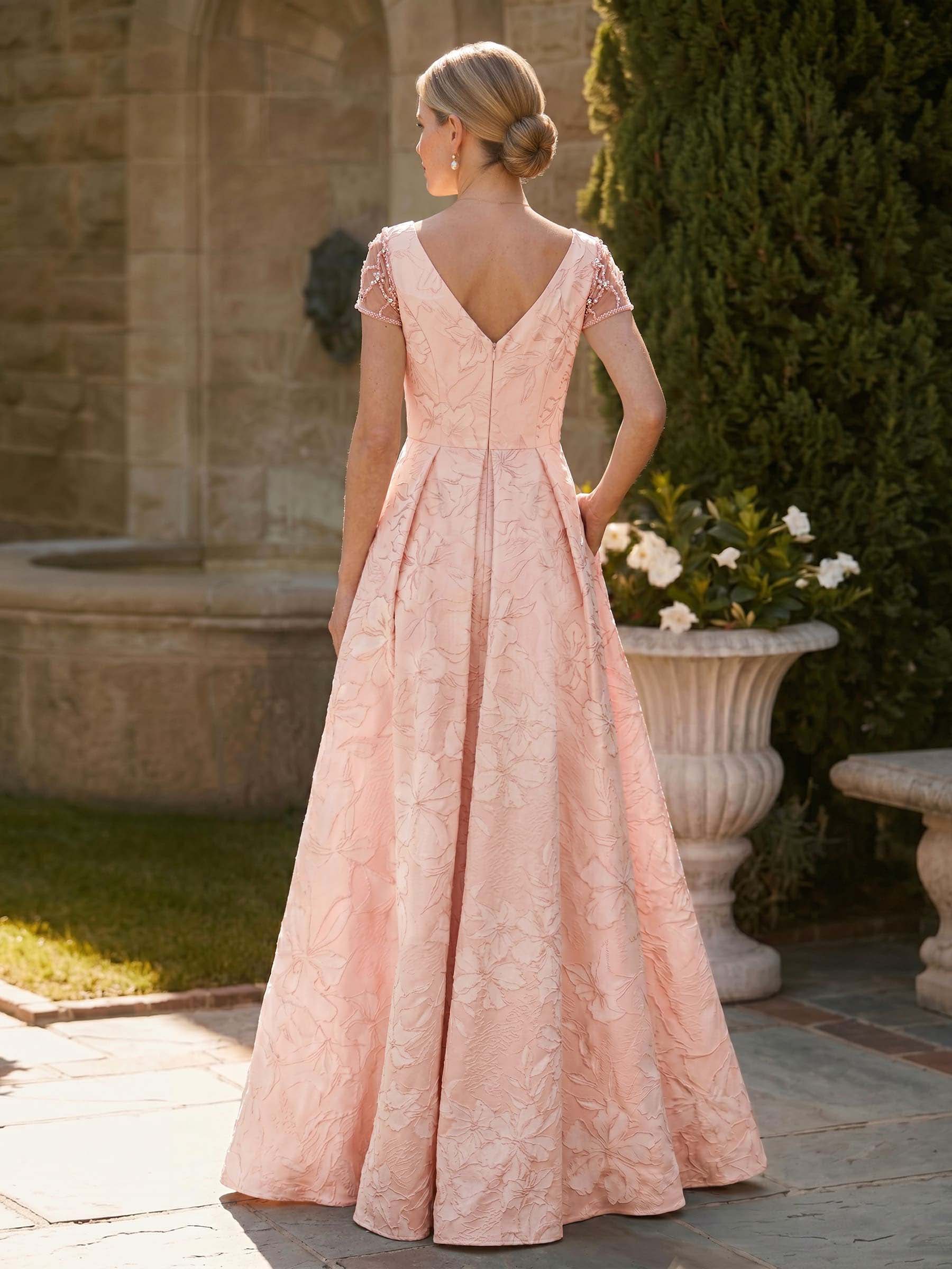 A-Line V-Neck Short Sleeves Floor-Length Jacquard Mother Of The Bride Dresses, image 2