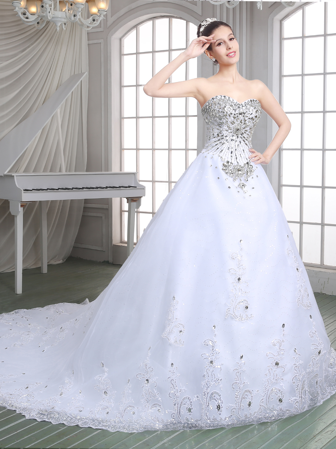 Ball Gown Luxury Formal Wedding Dress Chapel Train Appliques Beading