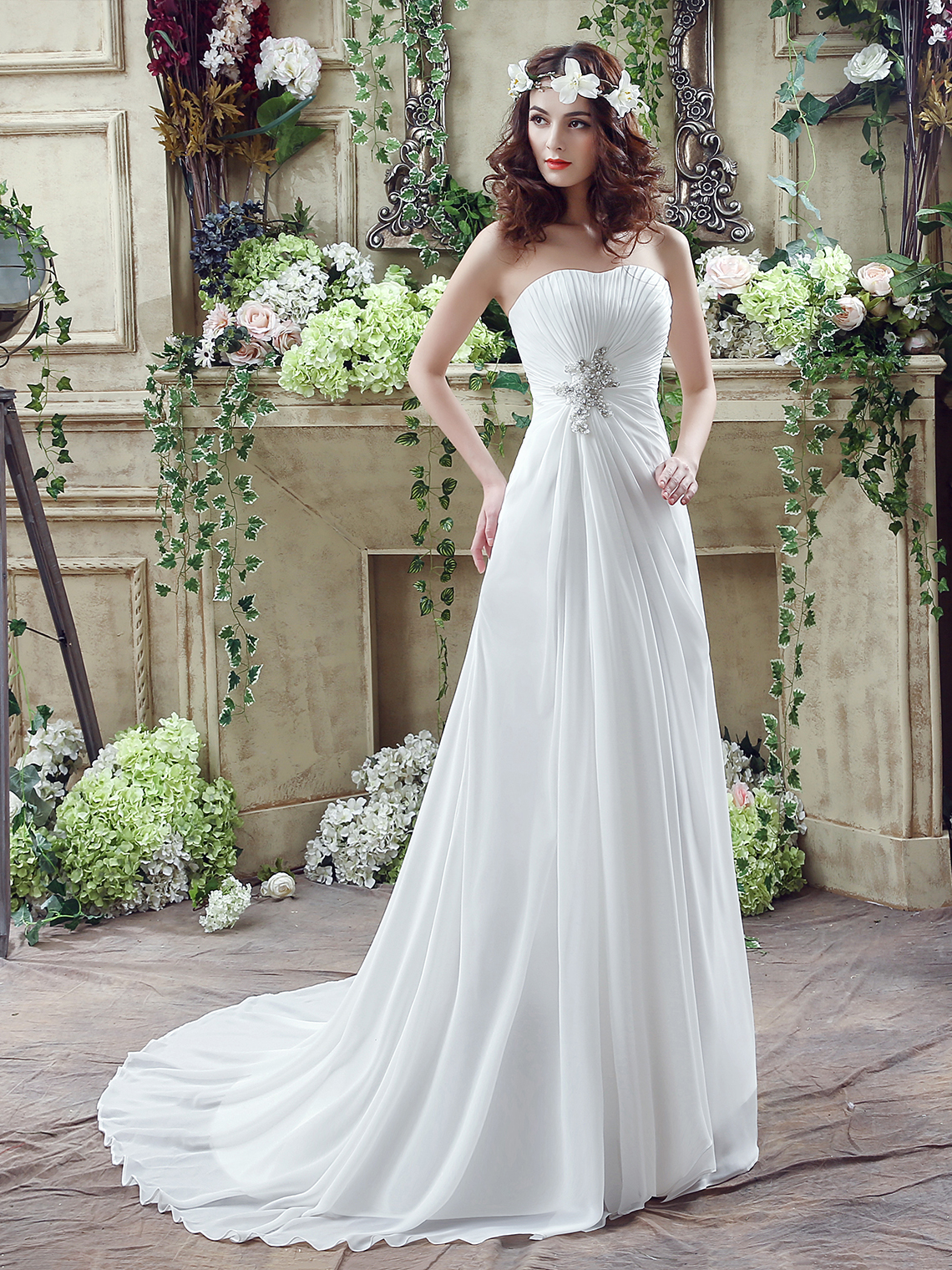 A-Line/Princess Sexy Wedding Dresses Chiffon Pleats with Beading