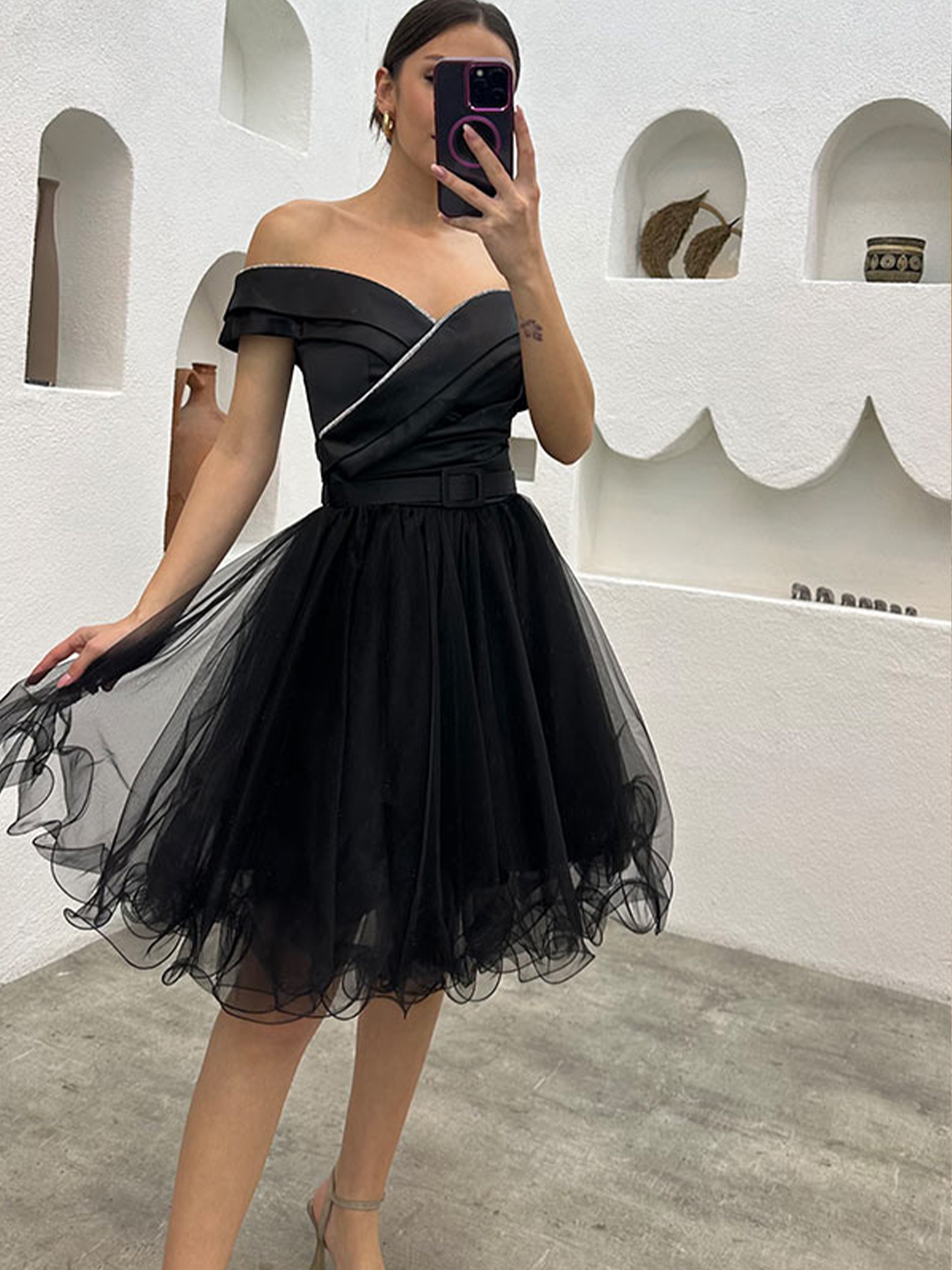 A-Line Off-The-Shoulder Sleeveless Homecoming Dresses