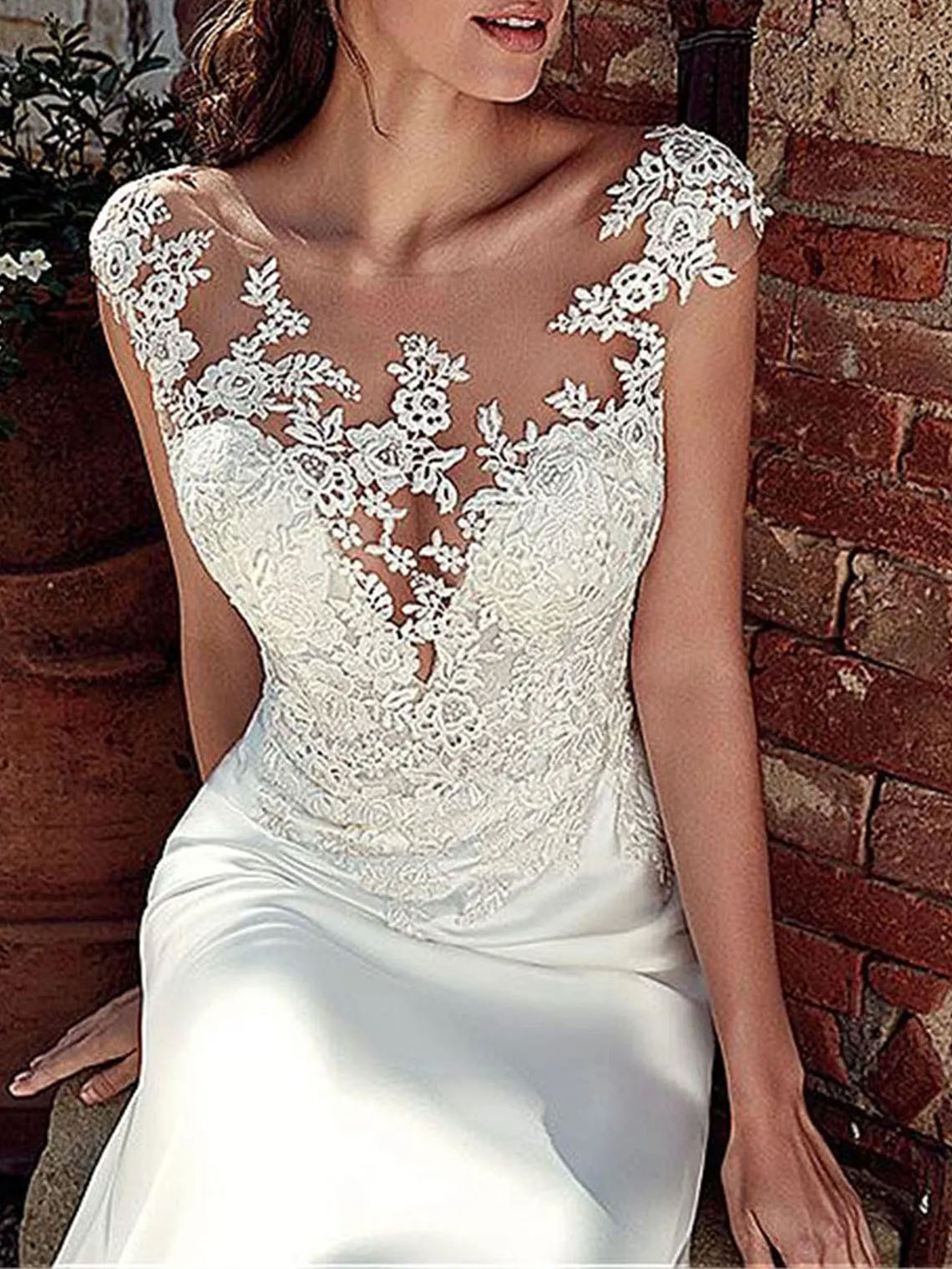 Mermaid Tulle Lace Scoop Neck Court Train With Applique Wedding Dress