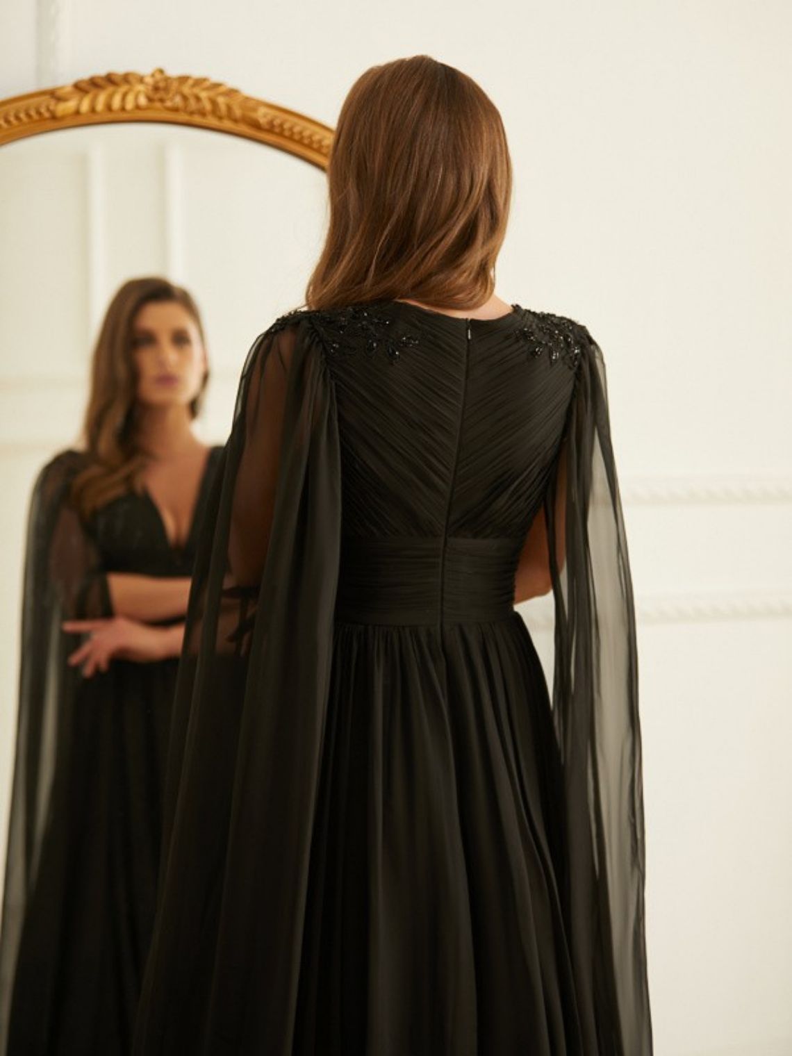 A-Line/Princess Ruched V-neck Long Sleeves Floor-Length Dresses
