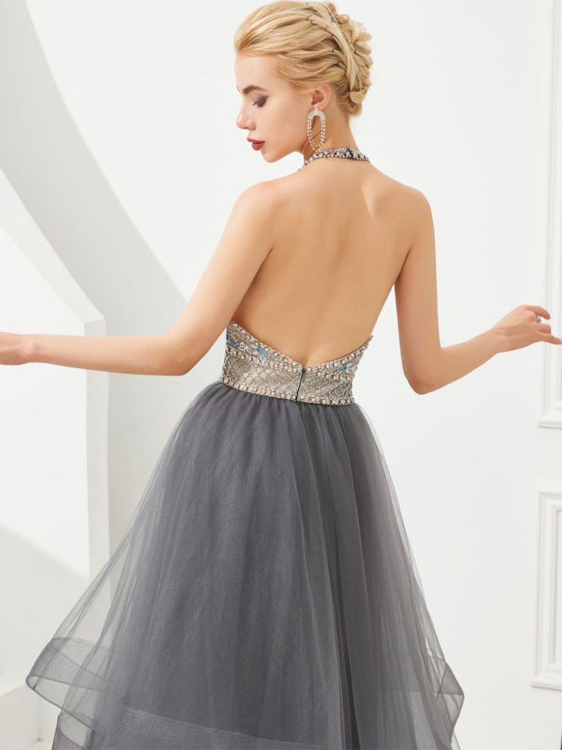  A-Line Evening Dress Halter Neck Sleeveless Floor Length Prom Dress