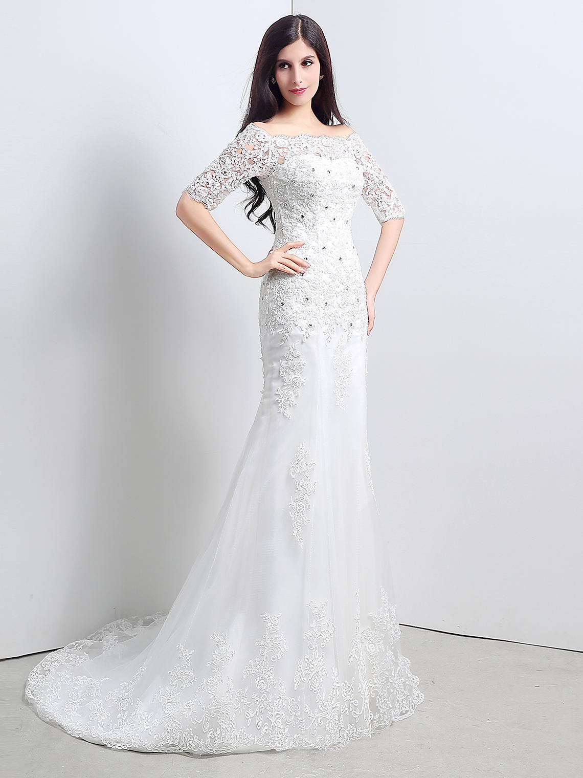 Mermaid/Trumpet Elegant Wedding Dress Lace Appliques with Beading