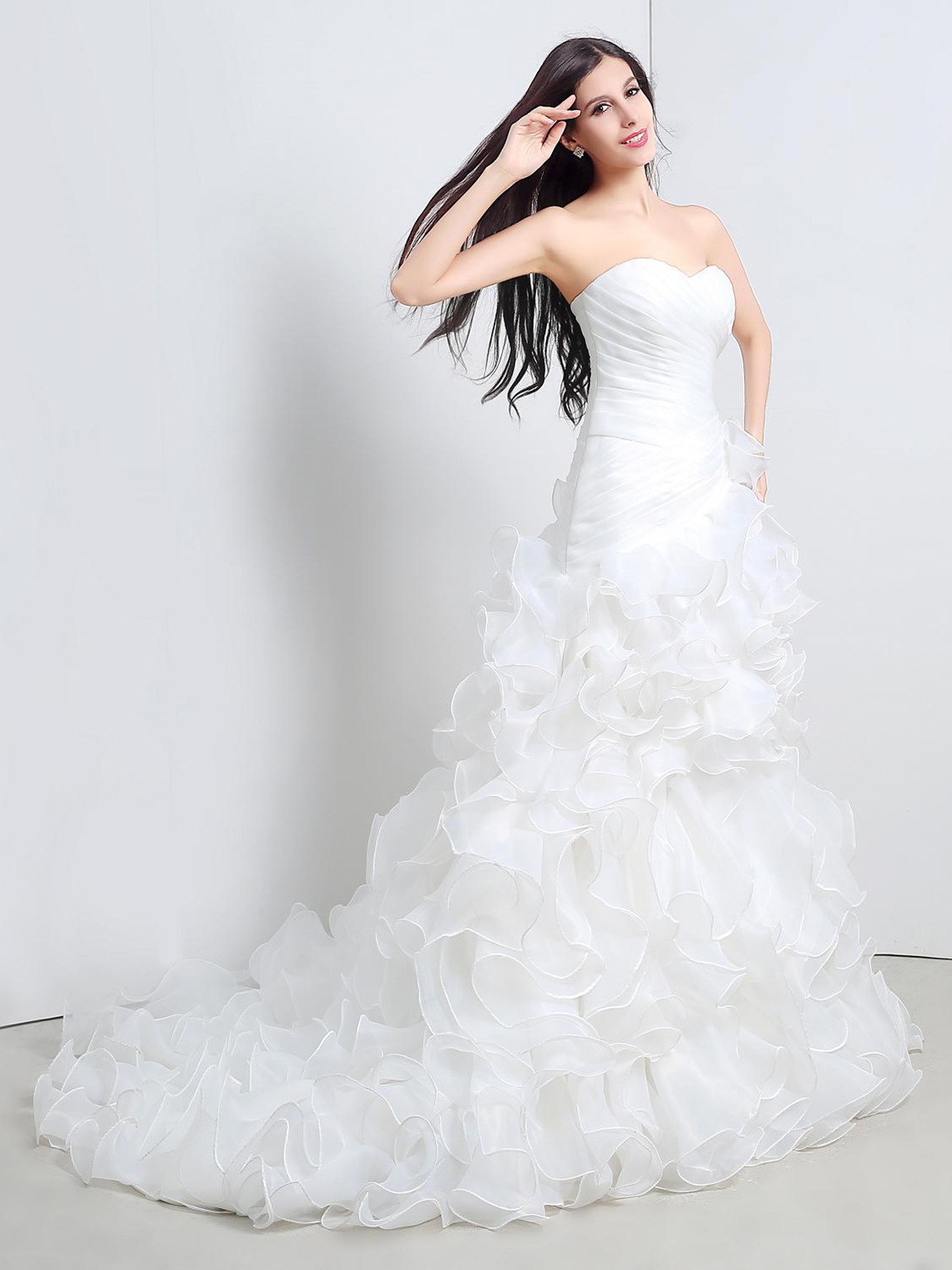 Mermaid/Trumpet Sexy Formal Tiered Wedding Dress Tulle with Ruffles