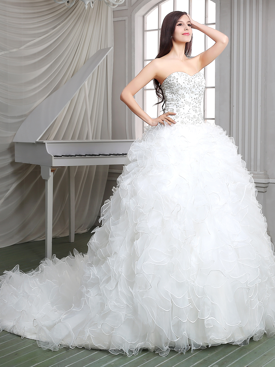 Ball Gown Luxury Tiered Formal Wedding Dress Tulle with Beading