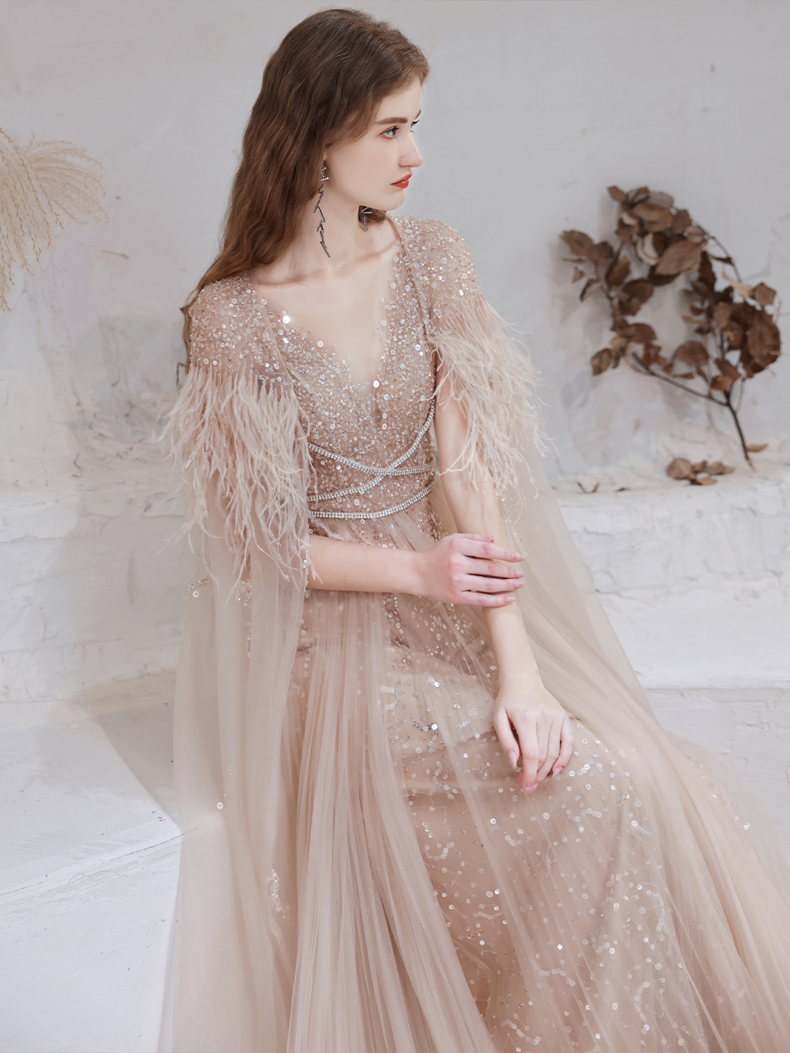 A-Line/Princess Glittering Evening Dress Prom Dress Sweep/Brush Train Feather Cape