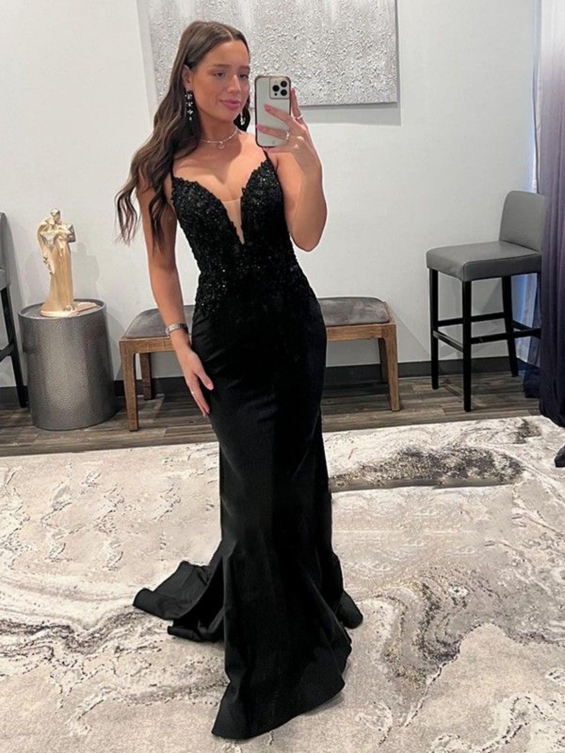 Sheath/Column Stretch Crepe Applique V-neck Sweep/Brush Train Dresses