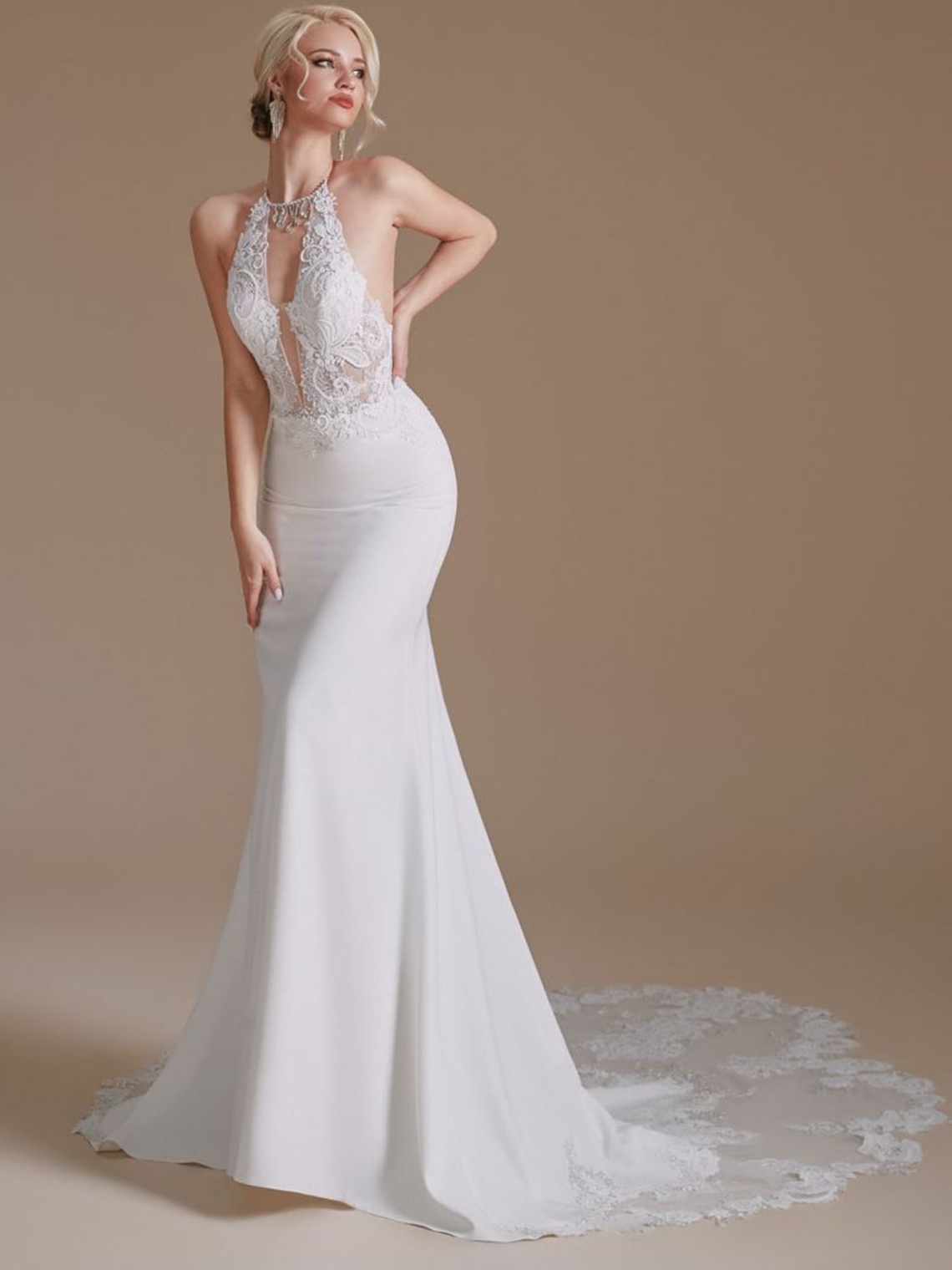 Trumpet/Mermaid Sexy Halter Sleeveless Chapel Train Wedding Dresses