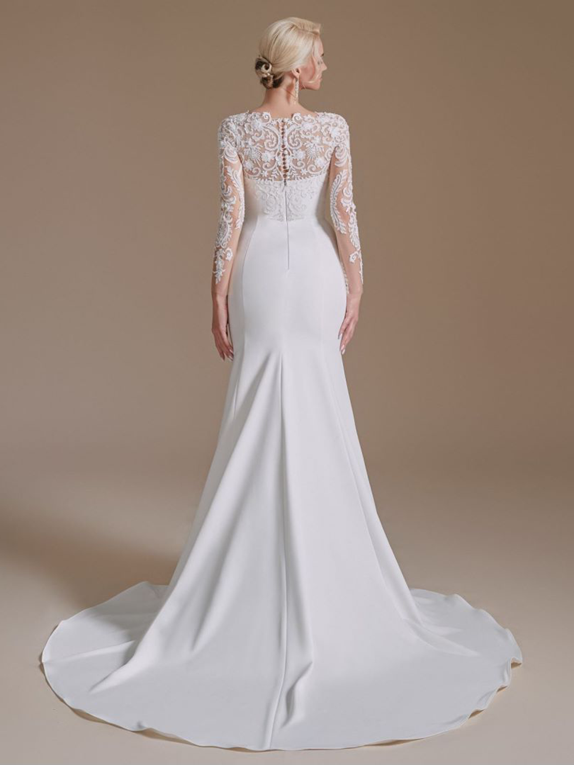 Trumpet/Mermaid Long Sleeve Sweep/BrushTrain Elegant Wedding Dresses