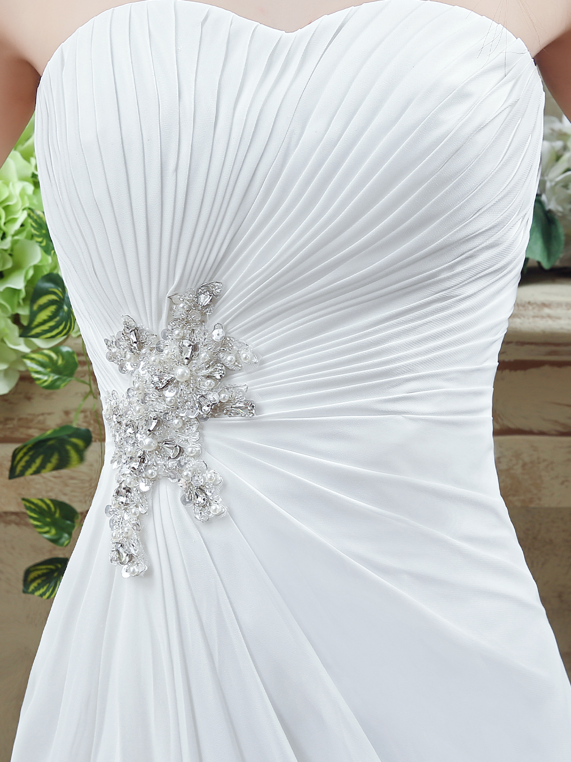 A-Line/Princess Sexy Wedding Dresses Chiffon Pleats with Beading