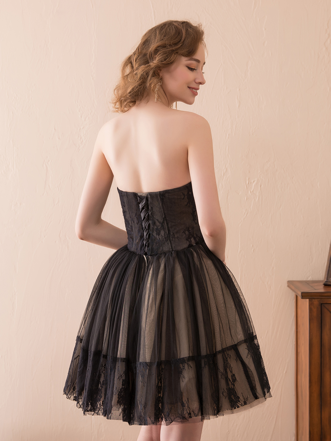 A-Line/Princess Sexy Party Homecoming Dress Appliques with Pleated