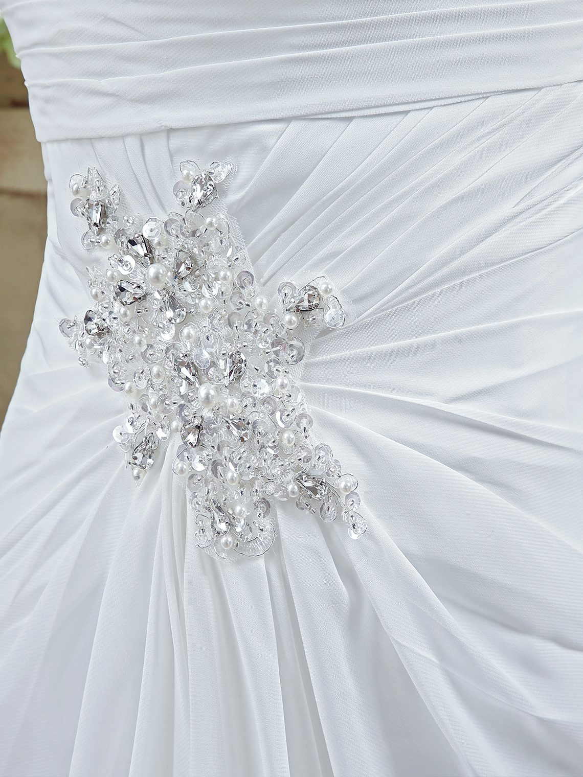 A-Line/Princess Sexy Split Wedding Dresses Chiffon Pleats with Beading