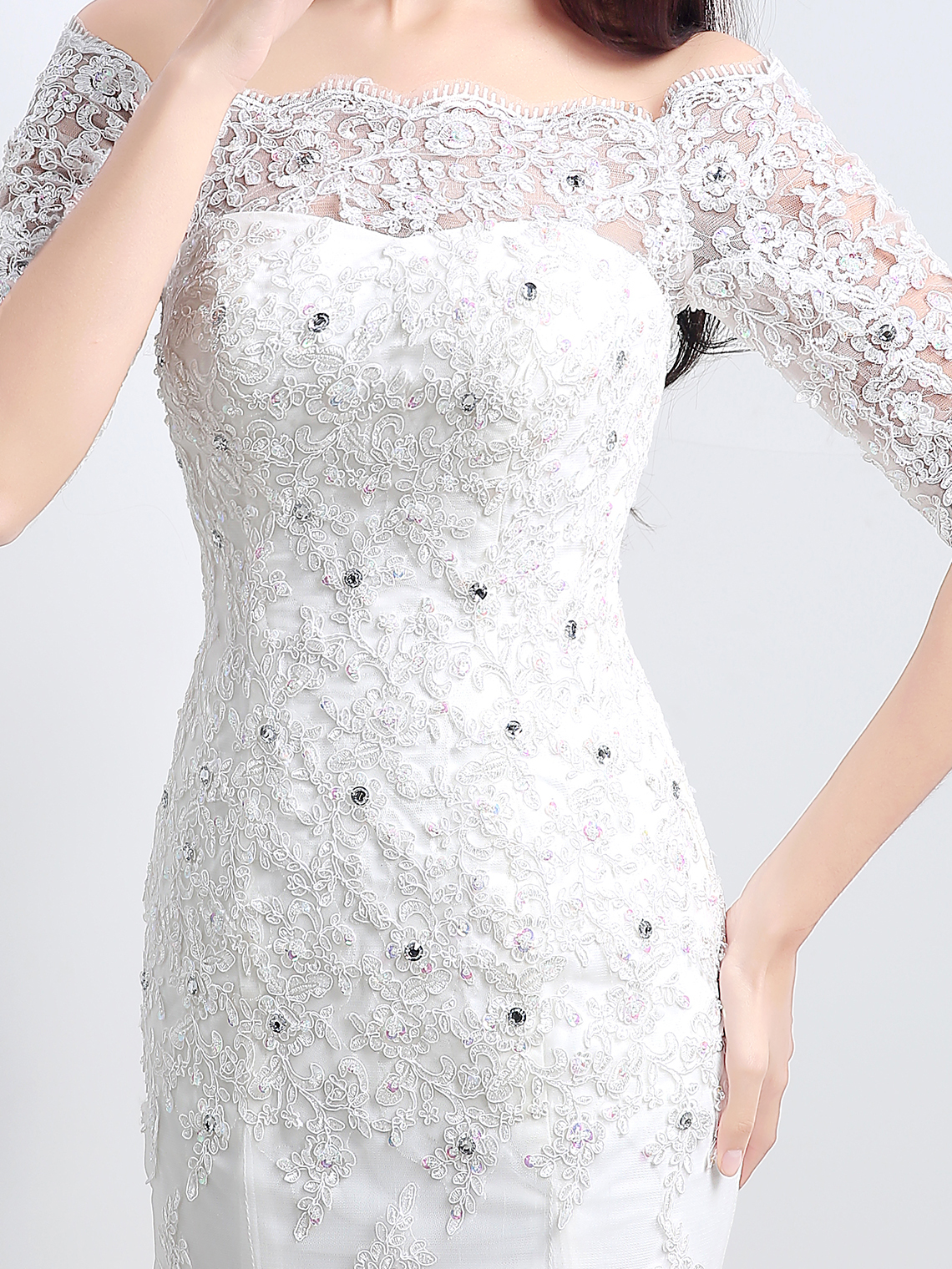 Mermaid/Trumpet Elegant Wedding Dress Lace Appliques with Beading