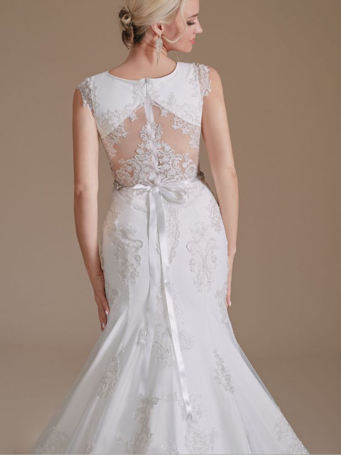 Trumpet/Mermaid Pure Color Sweep/BrushTrain Elegant Wedding Dresses