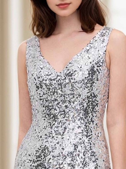 Dress Sheath/Column V-Neck Sequins Sleeveless Short/Mini Cocktail Dress